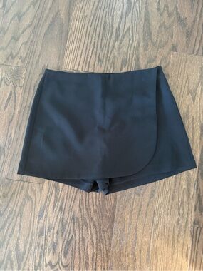LOFT Black Skort Shorts with Overlay Front